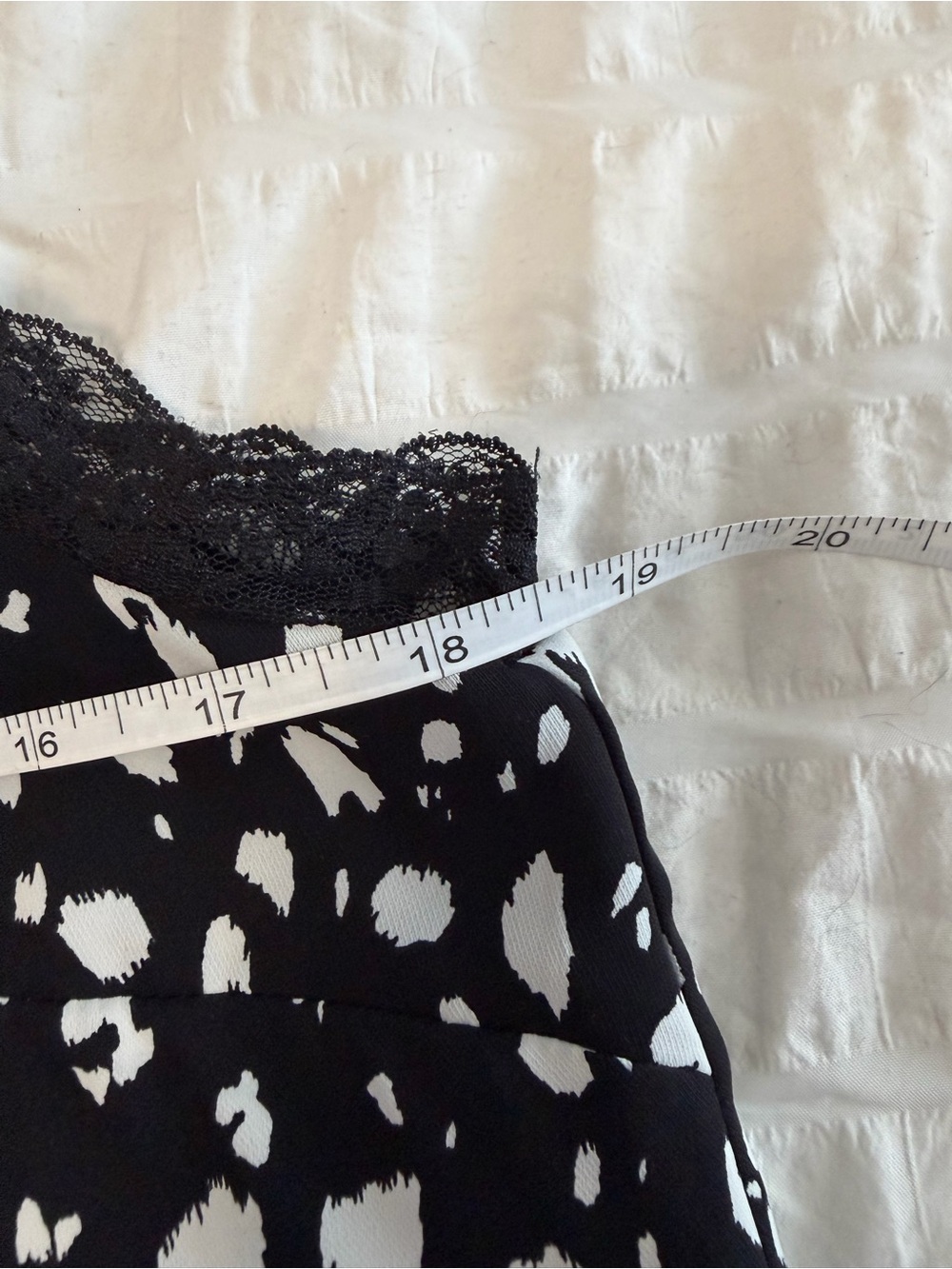 eesome Black & White Printed Halter Tank with Lace Sides - Picture 8 of 16